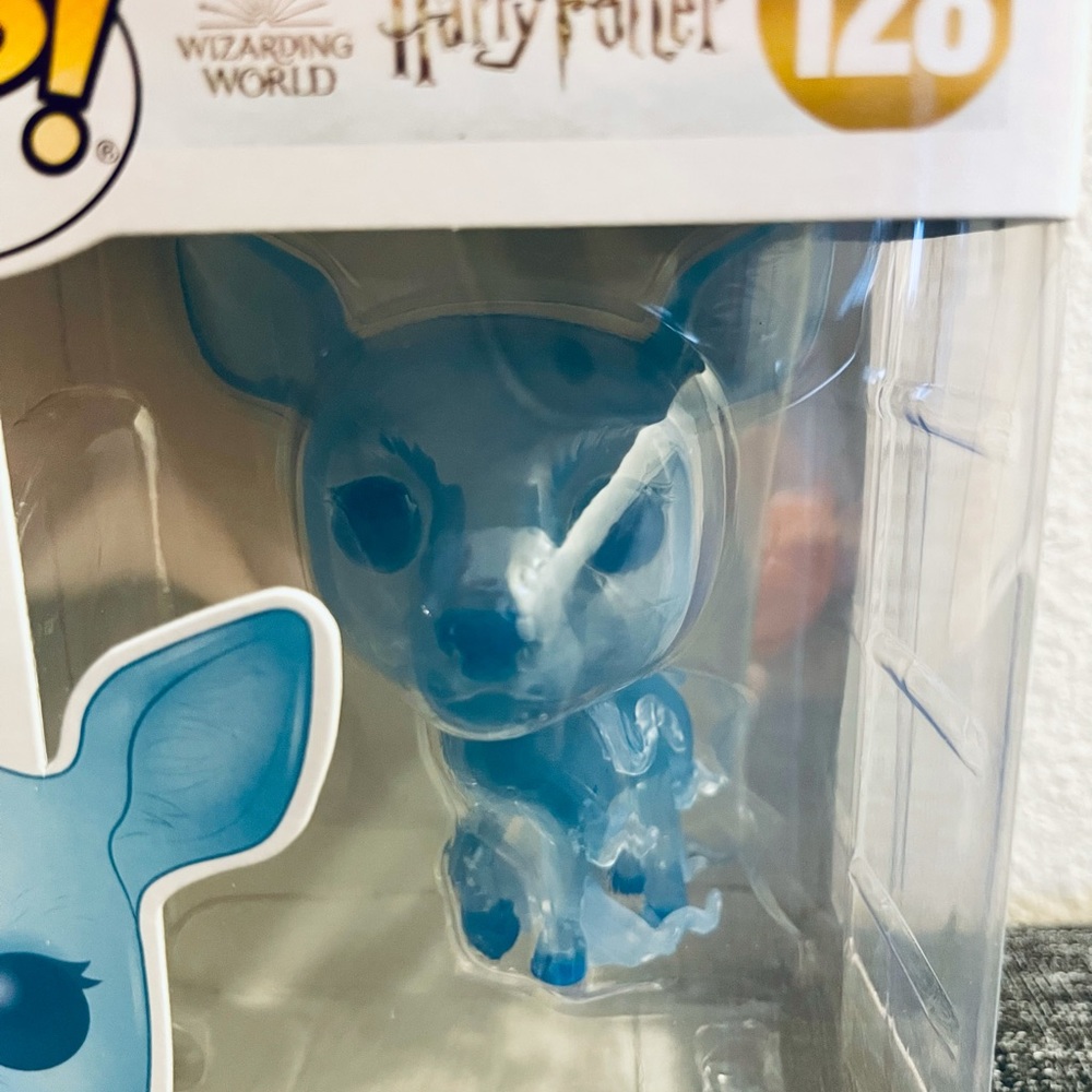 Funko POP Harry Potter #128 Severus Snape Patronus w/ Protector - Picture 4 of 12